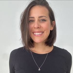 Meet your Posher, Annie-pier